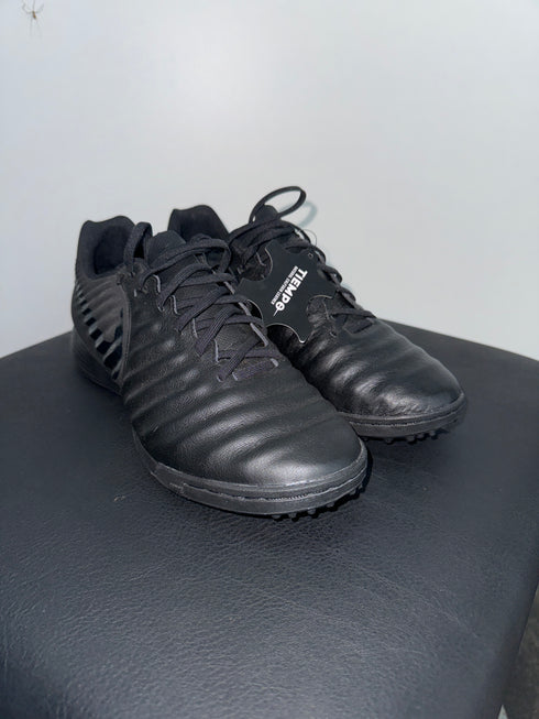 Nike Tiempo
